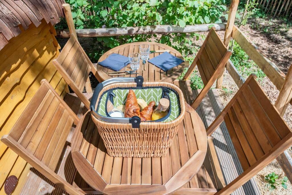 Au Pied Du Frene Villa Herzeele ภายนอก รูปภาพ
